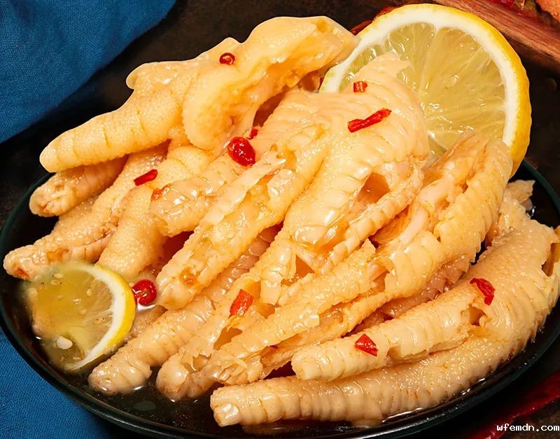 从直播间到实验室：无骨凤爪的磷酸盐真相，优米来揭秘！